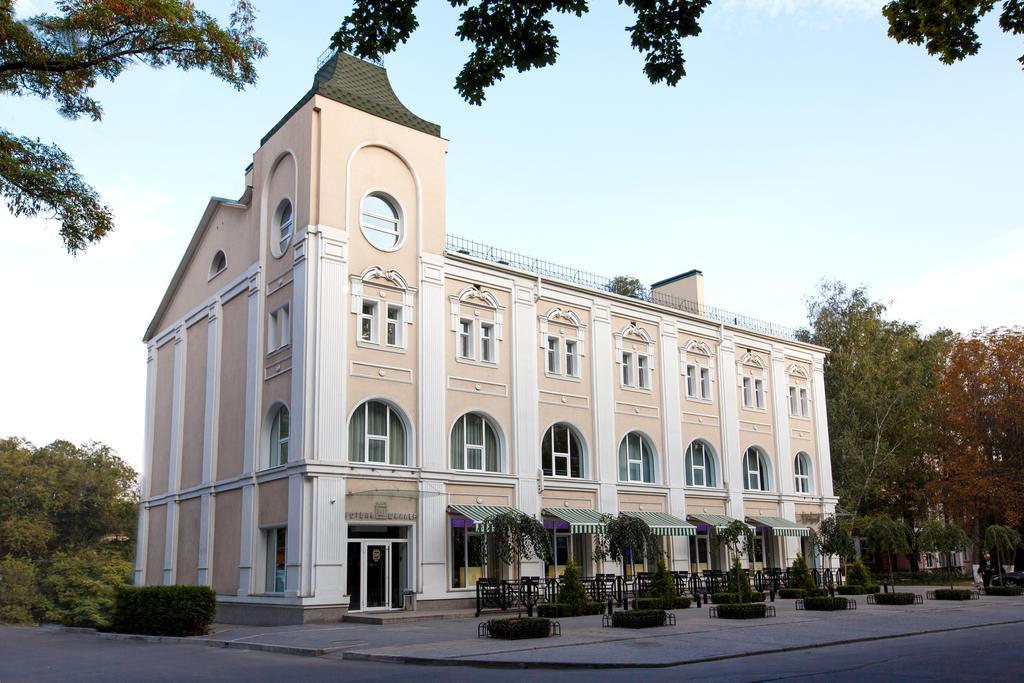Schiller Hotel Kamianske Exterior foto